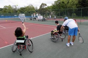Entrainement tennis en fauteuil